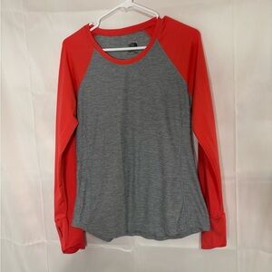 Womens size medium northface brand shirt, #E773